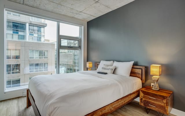 Appartement 2 chambres « Humanity » au centre-ville de Montréal | Entiè