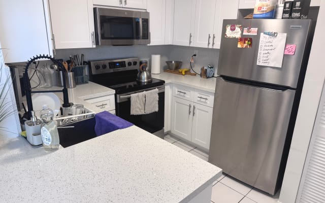 Jorge's listing on misterb&b - Beautiful new kitchen