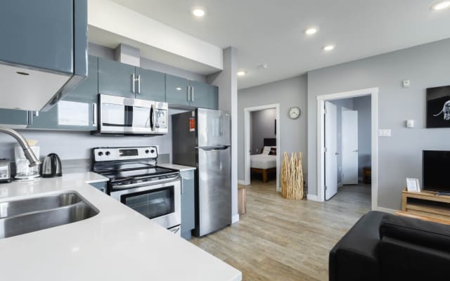 Suite de 2 chambres dans le centre-ville de Regina | Entièrement meublé