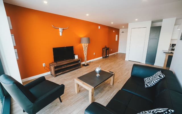 Stradbrook 1BR Suite in Winnipeg | All Inclusive | Flexible Lease