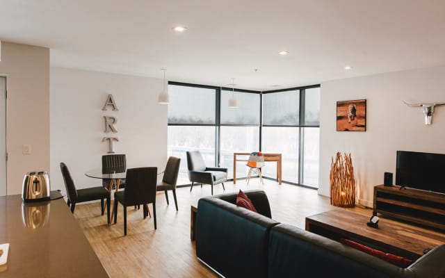 Stradbrook 2BR in Winnipeg | Fully Furnished | Short Term Rental