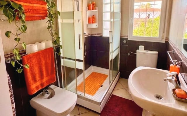 Naturist single or double room - Picture 6