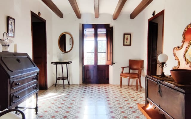 Marc y Àlex's listing on misterb&b - Upper Floor Distributor 