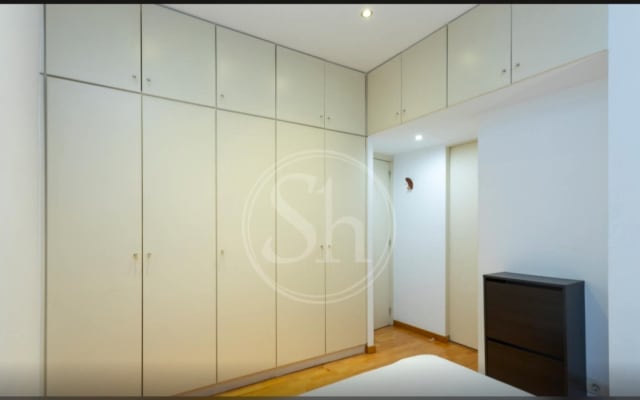 Spacious flat 2 bath/bedroom in the heart of Eixample!
