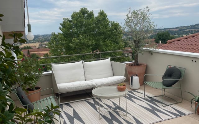 Azotea y jacuzzi «al aire libre» a 20 minutos de Lyon y cerca de la A7 y la