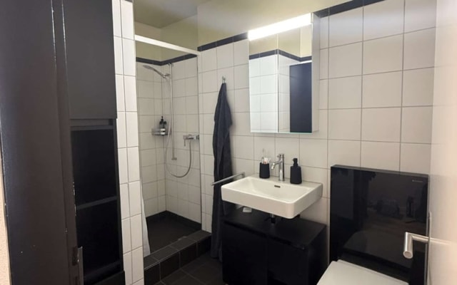 Large and central room in gay area