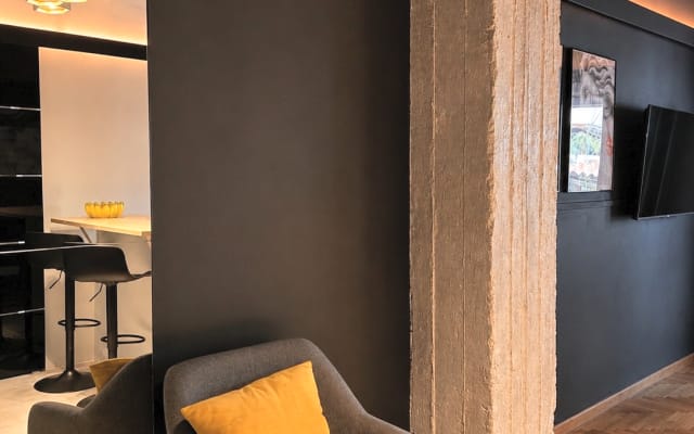 Chic Athens Studio · Modern & Central - Picture 8