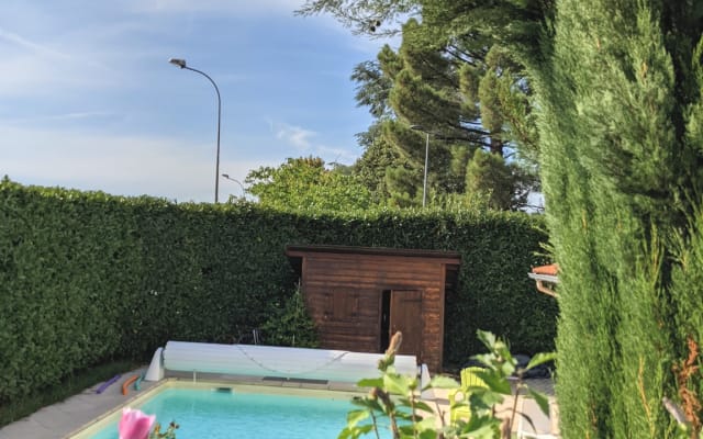 chambre et sdb privées dans une maison avec piscine - copier 01