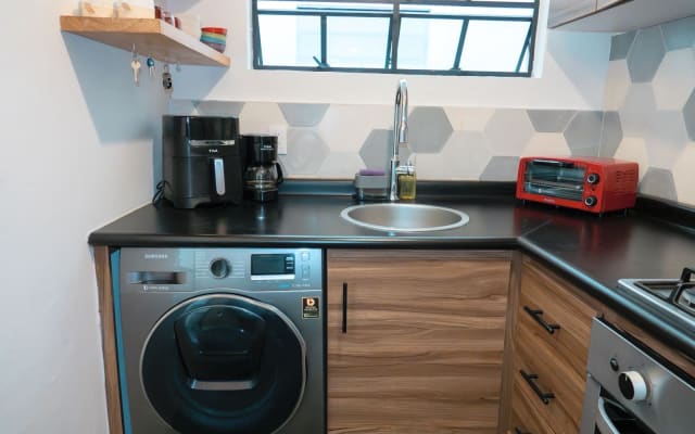 Um apartamento bonito e tranquilo na zona de Roma Norte