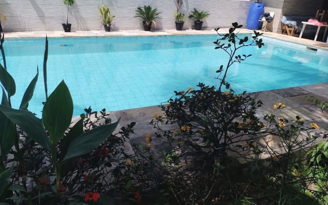 Premium-Suite mit privatem Pool und Gourmet-Bereich mit Grill