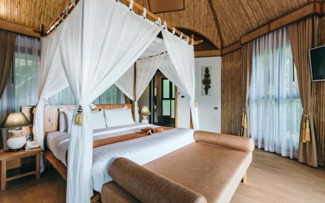 Jacuzzi Villa- Aonang Fiore Romantic stay