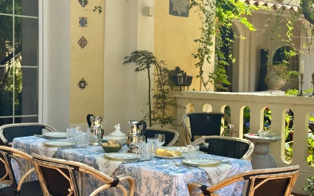 Casa con encanto y piscina - Dos habitaciones privadas