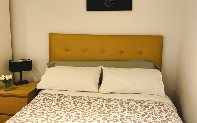Room Madrid Ifema Fairgrounds. Airport