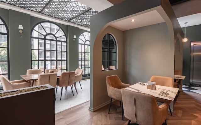 Mr Herold's listing on misterb&b - OCHO27 Restaurant