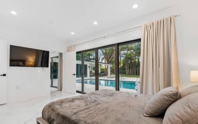 Luxusvilla mit privatem beheiztem Pool, nur 20 Minuten vom Strand...