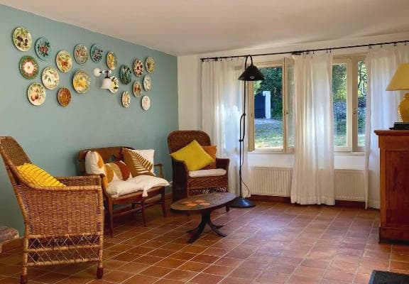 BARBOTINE, a single-family home for two