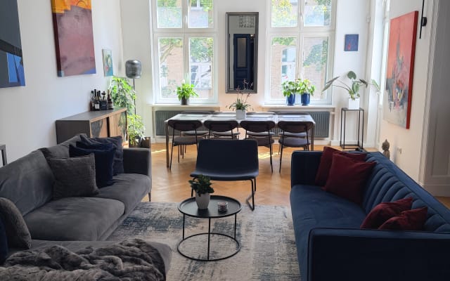 Contemporary & central right in the heart of LGBTQ+ - Schöneberg