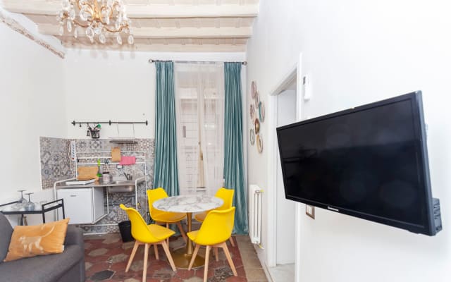 Fabulous Apartment in the Center of Rome - Everything Within Walking Distance! - Picture 4