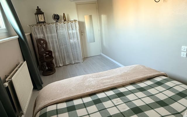A very nice room in a quiet setting with a garden - Picture 2
