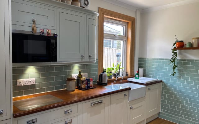 Peaceful Edinburgh Room with Garden & Green Space