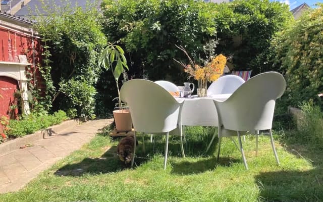 Bella camera, in un quartiere tranquillo