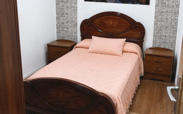 Casa rural gay-friendly en León | Privacidad, relax, ambiente social