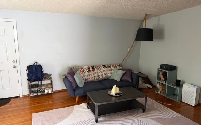 Una acogedora escapada con jacuzzi · Habitación y baño privados · A 15 
