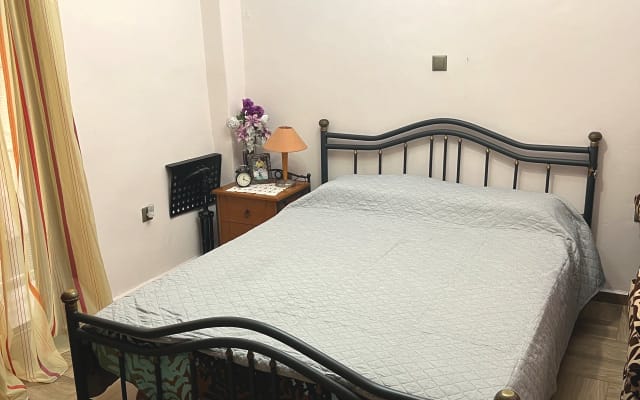 Einzelzimmer in einer Luxuswohnung