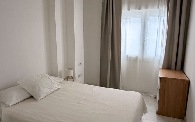 Apartamento moderno perto do centro / Jerez