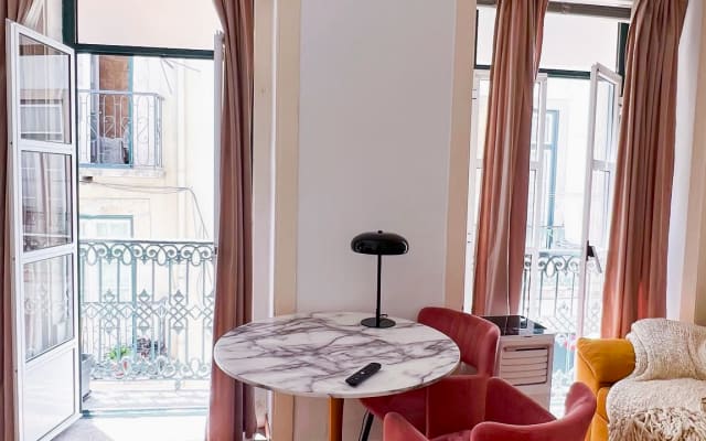 Elegantes Refugium in Lissabon | Historischer Charme & moderner Komfort
 - Foto 8