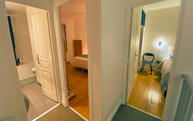 Privatzimmer / Stadthaus mit Garten (U-Bahn-Linie 11)