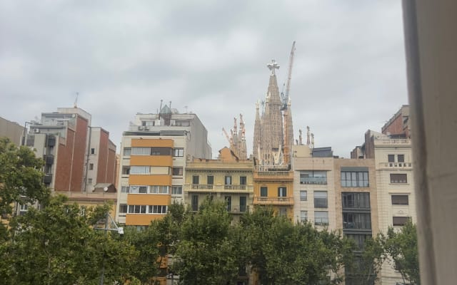 Temporary Room Rental – 1 to 23 August (3 Weeks)