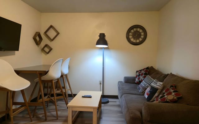 2BR 2BA Downtown Apt | Natural Light + Views