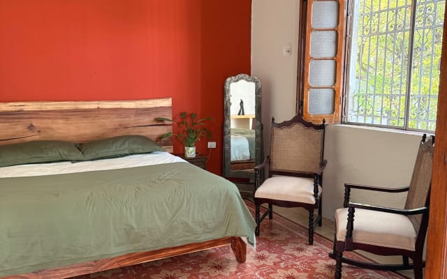 Colonial Suite in the Heart of Mérida.

Stay in an authentic su