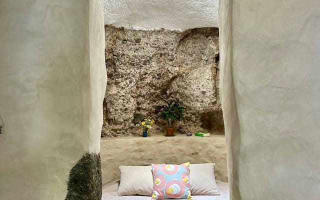 A stunning house and gardens between the sea and the volcano on...