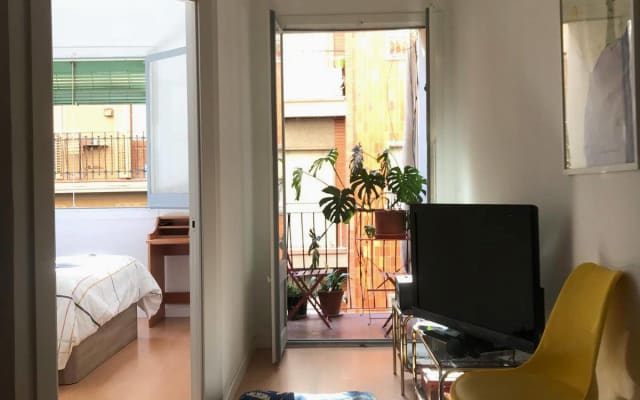 Appartement chaleureux situé dans le quartier de Sants, à proximité de 