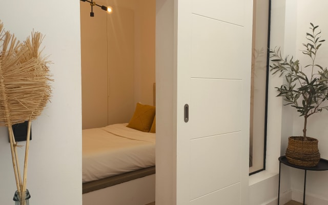Quiet and Cozy Private Room in Arrecife