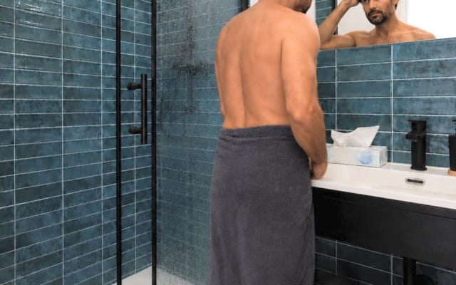 Chambre avec salle de bain à Pigneto. Le quartier le plus gay de Rome.