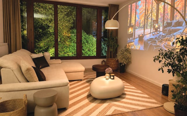 Stylish 300m2 Townhouse with Forest View | Hot Tub, Cinema, Gym