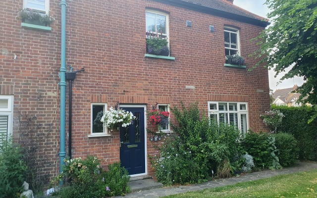 A peaceful place to stay, just minutes from Heathrow Terminal 5