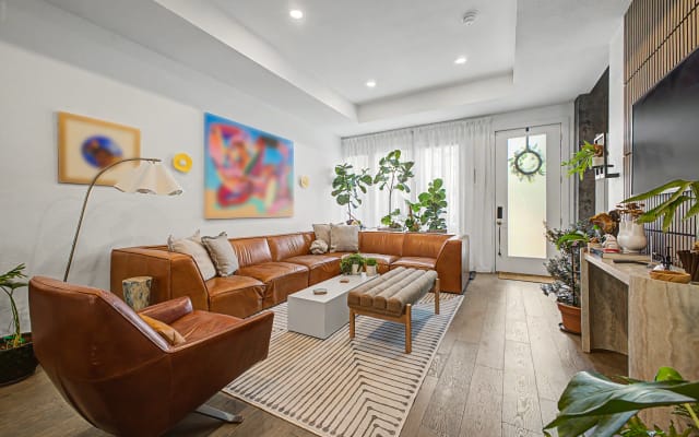 3BR 3.5BA Home + Garage in Denver
