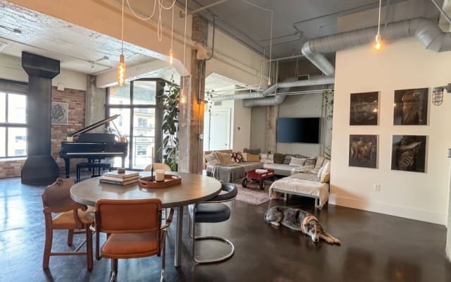 Loft único no centro da cidade, perto de tudo