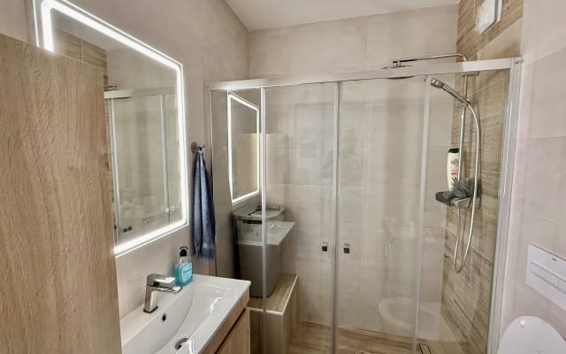 Beautiful Double Room with Private Ensuite Bathroom