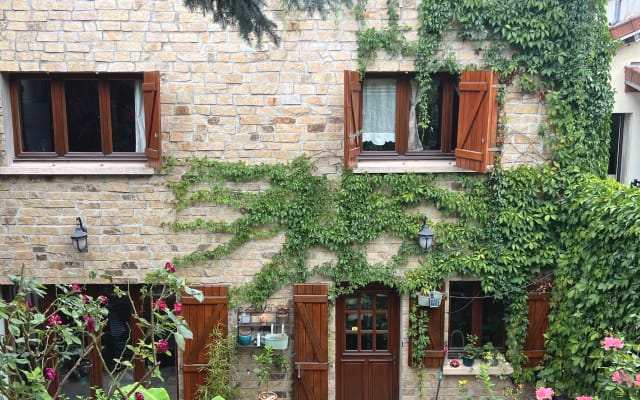 Casa charmosa, a 20 minutos do centro de Paris de metrô