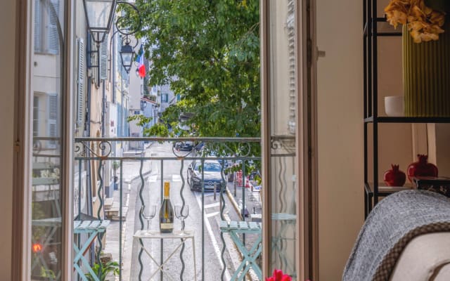 Altstadt, Strände und nette Gesellschaft