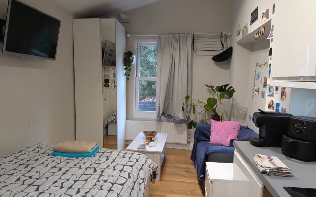 Studio in Clapham Junction