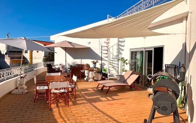 Cozy Beach Retreat | Near Praia da Rocha