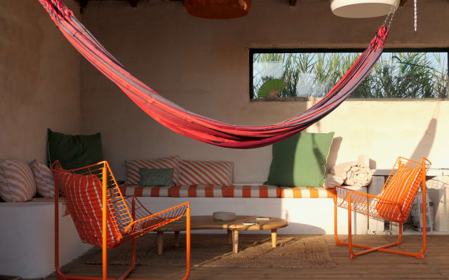 Bed and breakfast (with a pool...) in a Camargue farmhouse, 10 minutes