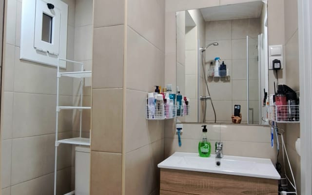 Habitacion doble en el Raval
