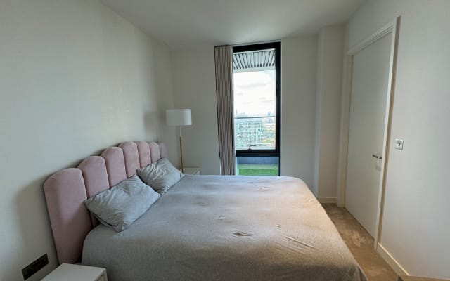 Luxury flat in Canary Wharf